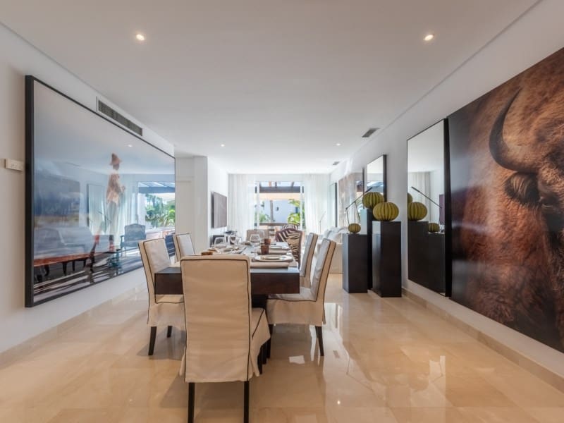 2 soveværelse Penthouse til salg i New Golden Mile med swimmingpool - € 996.000 (Ref: 8849832)