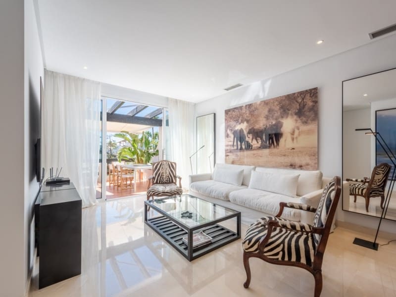 2 soveværelse Penthouse til salg i New Golden Mile med swimmingpool - € 996.000 (Ref: 8849832)