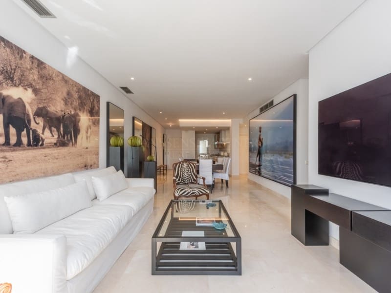 2 soveværelse Penthouse til salg i New Golden Mile med swimmingpool - € 996.000 (Ref: 8849832)