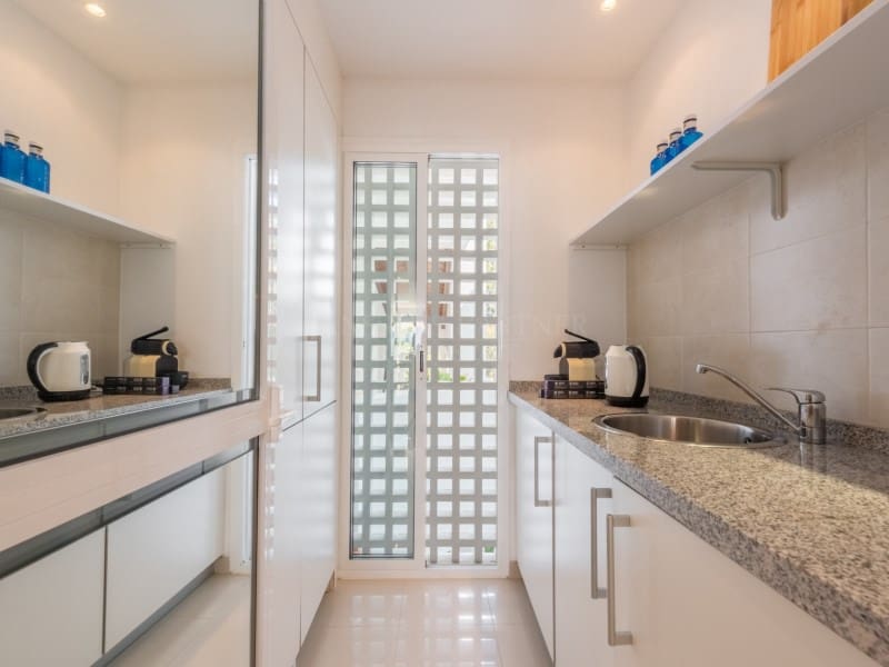 2 soveværelse Penthouse til salg i New Golden Mile med swimmingpool - € 996.000 (Ref: 8849832)