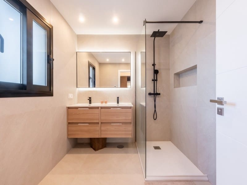 4 soveværelse Villa til salg i San Pedro de Alcantara med swimmingpool - € 2.395.000 (Ref: 8857690)