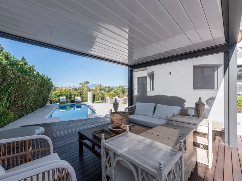 4 soveværelse Villa til salg i San Pedro de Alcantara med swimmingpool - € 2.395.000 (Ref: 8857690)