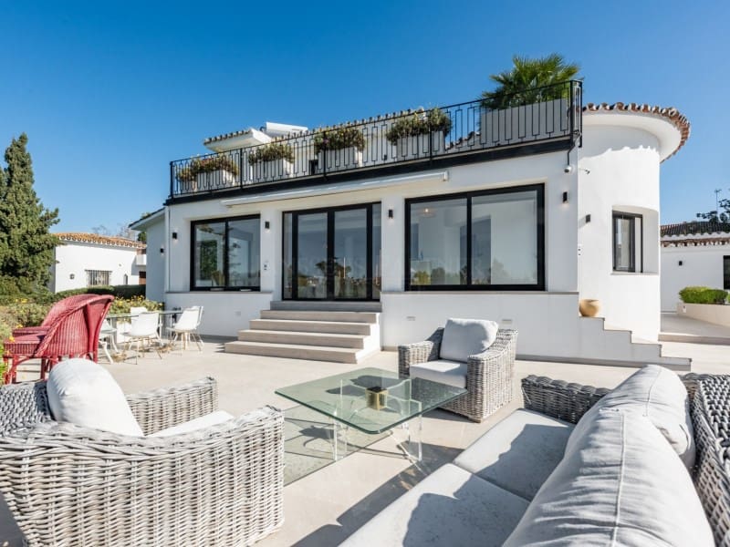 4 soveværelse Villa til salg i San Pedro de Alcantara med swimmingpool - € 2.395.000 (Ref: 8857690)