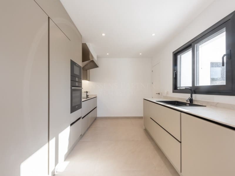 4 soveværelse Villa til salg i San Pedro de Alcantara med swimmingpool - € 2.395.000 (Ref: 8857690)