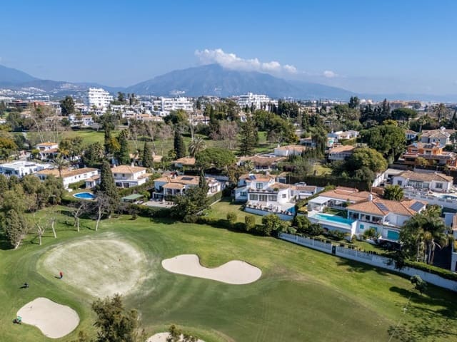 4 camera da letto Villa in vendita in Guadalmina Alta, Marbella con piscina - 2.395.000 € (Rif: 8857690)