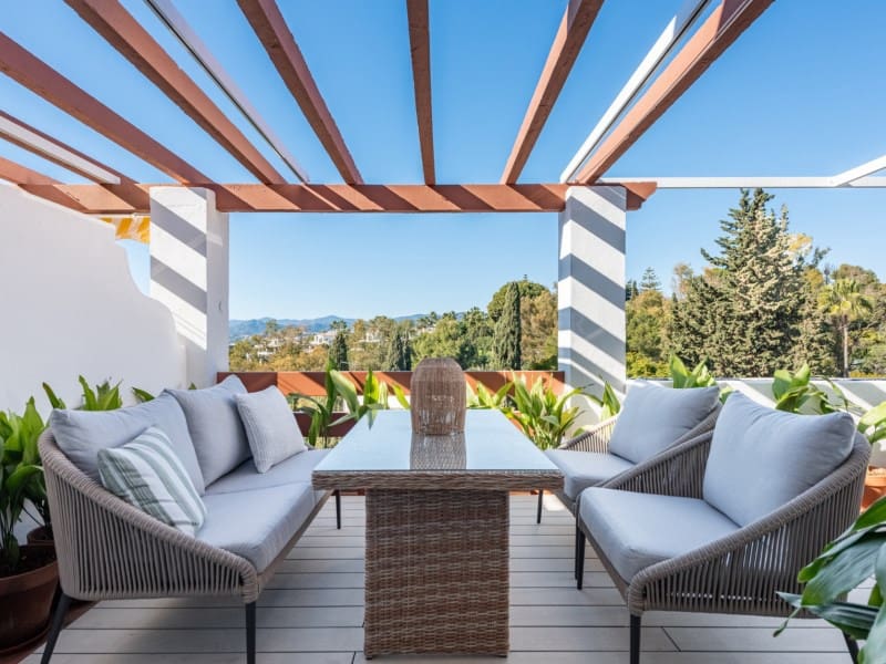 2 soverom Leilighet til salgs i Golden Mile med svømmebasseng - € 690 000 (Ref: 8857694)