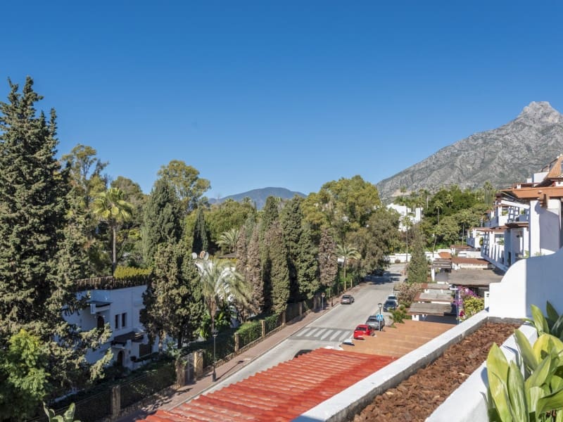 2 soverom Leilighet til salgs i Golden Mile med svømmebasseng - € 690 000 (Ref: 8857694)