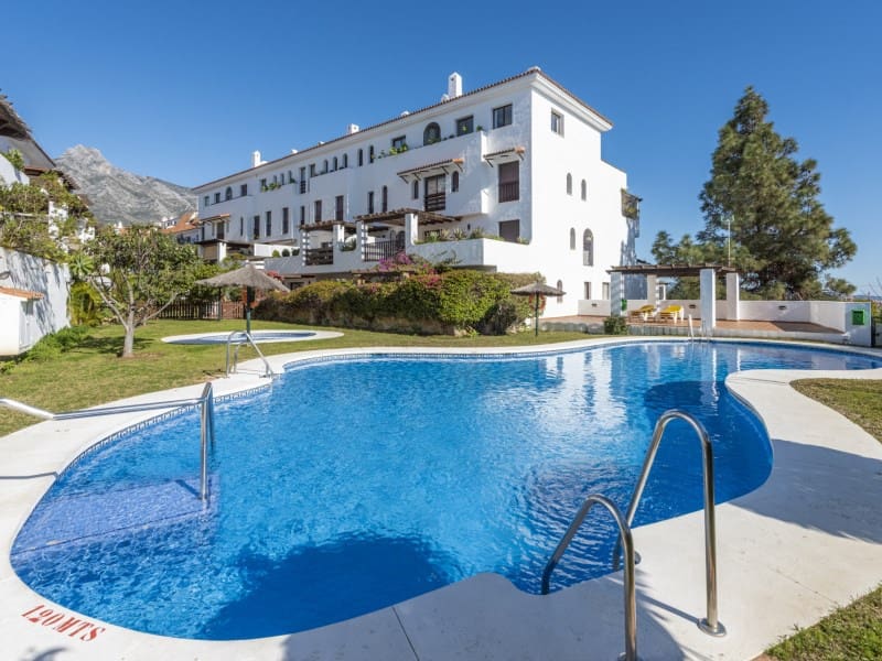 2 soverom Leilighet til salgs i Golden Mile med svømmebasseng - € 690 000 (Ref: 8857694)