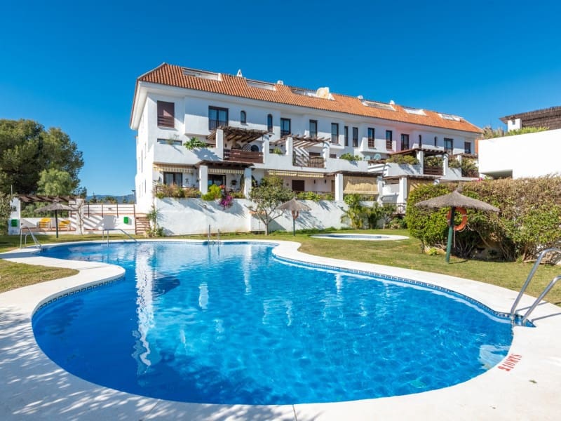 2 soverom Leilighet til salgs i Golden Mile med svømmebasseng - € 690 000 (Ref: 8857694)