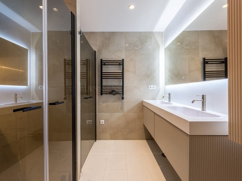 Apartamento de 3 habitaciones en Marbella en venta con piscina - 1.325.000 € (Ref: 8857697)