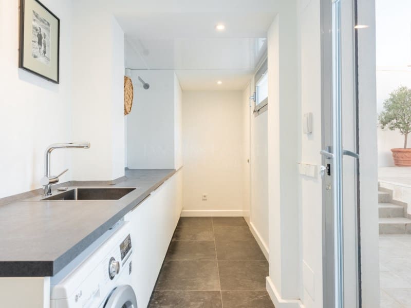 4 soveværelse Villa til salg i Nueva Andalucia med swimmingpool - € 3.350.000 (Ref: 8857698)