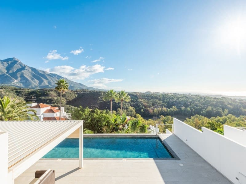 4 soveværelse Villa til salg i Nueva Andalucia med swimmingpool - € 3.350.000 (Ref: 8857698)