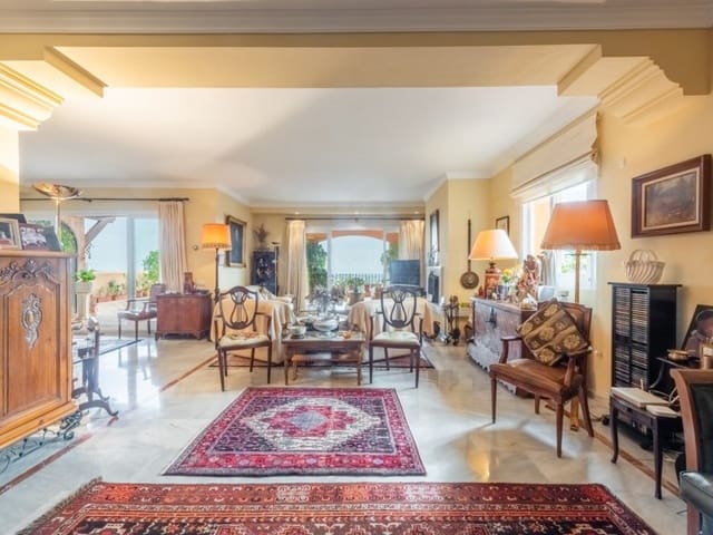 3 makuuhuone Huoneisto myytävänä paikassa Los Naranjos, Marbella mukana uima-altaan - 1 950 000 € (Ref: 8857700)