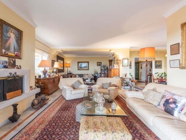 3 makuuhuone Huoneisto myytävänä paikassa Los Naranjos, Marbella mukana uima-altaan - 1 950 000 € (Ref: 8857700)