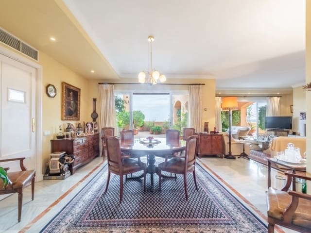 3 makuuhuone Huoneisto myytävänä paikassa Los Naranjos, Marbella mukana uima-altaan - 1 950 000 € (Ref: 8857700)