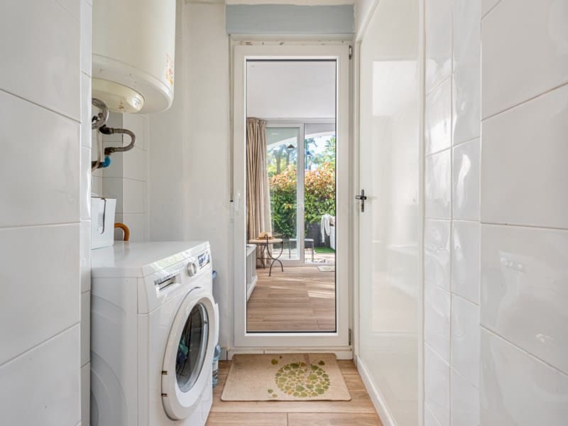 2 soverom Leilighet til salgs i Nueva Andalucia med svømmebasseng - € 450 000 (Ref: 8867102)