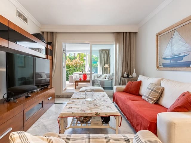 2 slaapkamer Appartement te koop in La Dama de Noche - La Alzambra, Marbella met zwembad - € 450.000 (Ref: 8867102)