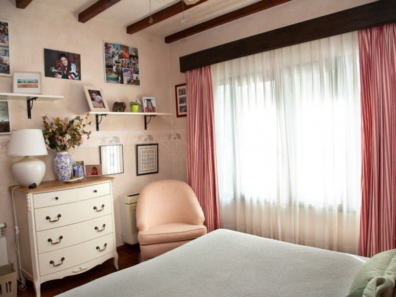 6 bedroom Villa for sale in Mijas Costa with pool - € 2,450,000 (Ref: 8867103)