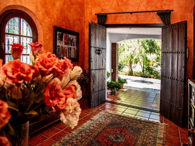 6 Zimmer Villa zu verkaufen in El Faro de Calaburra - Chaparral, Mijas mit Pool - 2.450.000 € (Ref: 8867103)