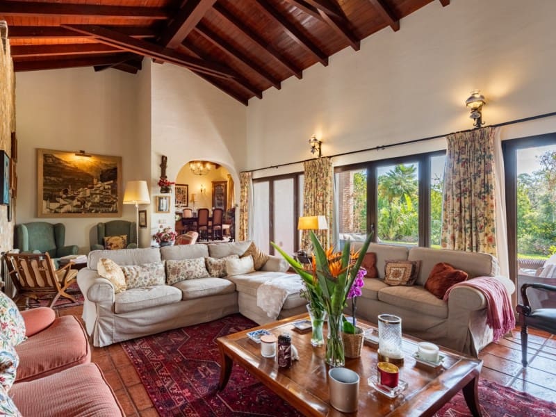 6 soveværelse Villa til salg i Mijas Costa med swimmingpool - € 2.600.000 (Ref: 8867103)