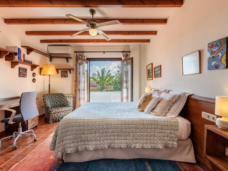 6 soveværelse Villa til salg i Mijas Costa med swimmingpool - € 2.600.000 (Ref: 8867103)