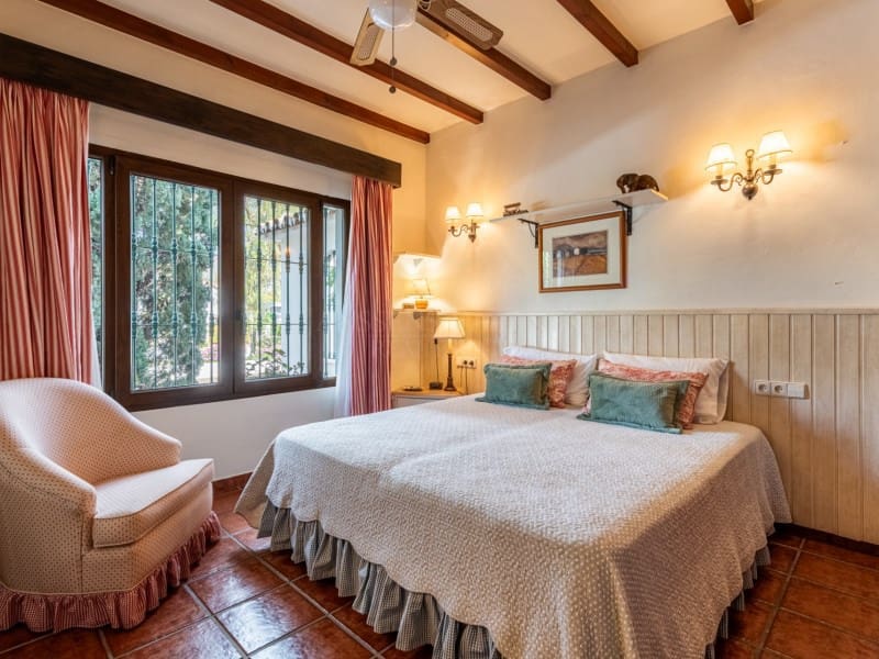 6 soveværelse Villa til salg i Mijas Costa med swimmingpool - € 2.600.000 (Ref: 8867103)