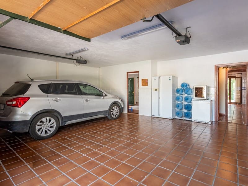 6 soveværelse Villa til salg i Mijas Costa med swimmingpool - € 2.600.000 (Ref: 8867103)