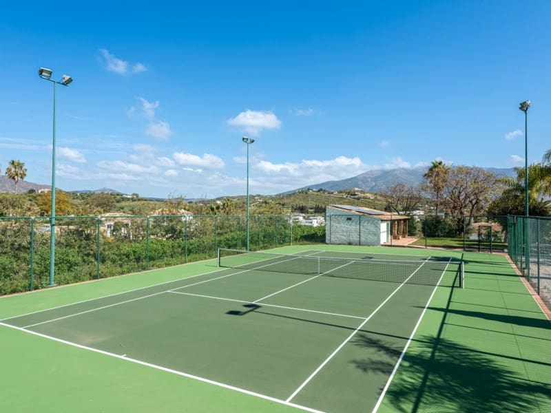 6 soveværelse Villa til salg i Mijas Costa med swimmingpool - € 2.600.000 (Ref: 8867103)