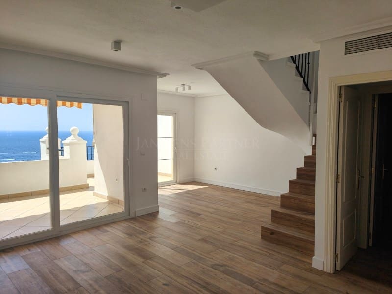 3 bedroom Flat for rent in Altea with pool garage - € 1,400 (Ref: 8905855)