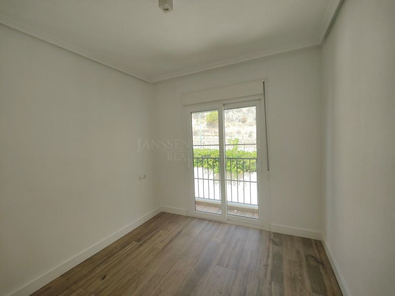 3 bedroom Flat for rent in Altea with pool garage - € 1,400 (Ref: 8905855)