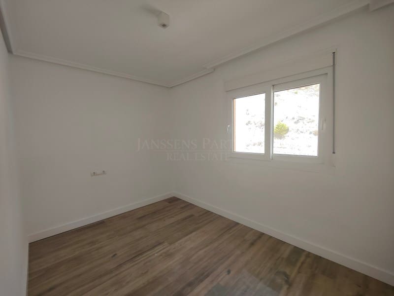3 bedroom Flat for rent in Altea with pool garage - € 1,400 (Ref: 8905855)