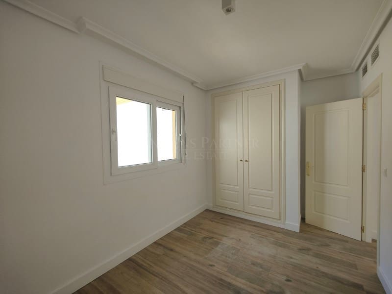 3 bedroom Flat for rent in Altea with pool garage - € 1,400 (Ref: 8905855)