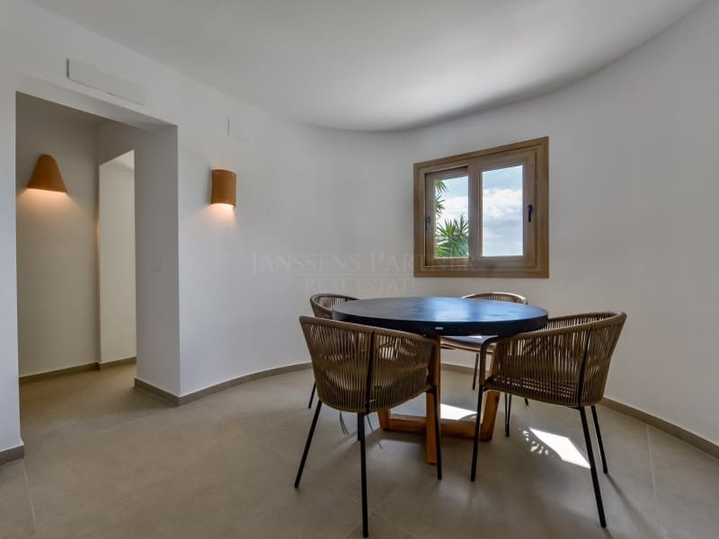 5 bedroom Villa for sale in Altea la Vella - € 1,495,000 (Ref: 8935365)