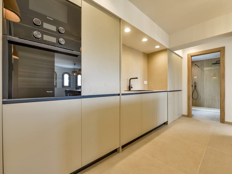 5 bedroom Villa for sale in Altea la Vella - € 1,495,000 (Ref: 8935365)