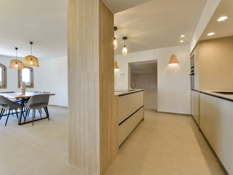 5 bedroom Villa for sale in Altea la Vella - € 1,495,000 (Ref: 8935365)