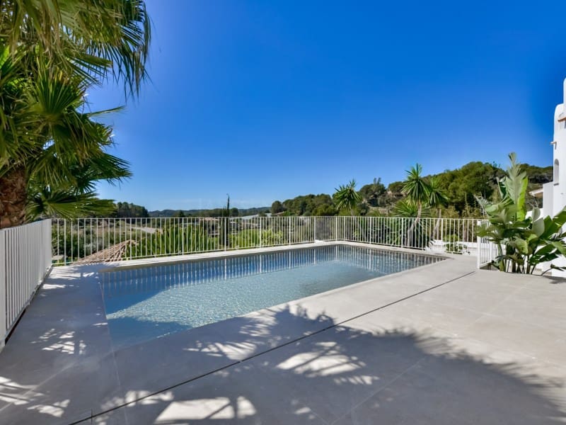 5 bedroom Villa for sale in Altea la Vella - € 1,495,000 (Ref: 8935365)