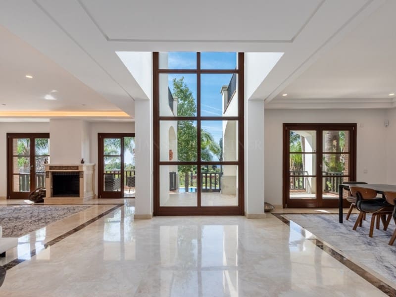 6 soveværelse Villa til salg i Golden Mile med swimmingpool - € 2.420.000 (Ref: 8935366)