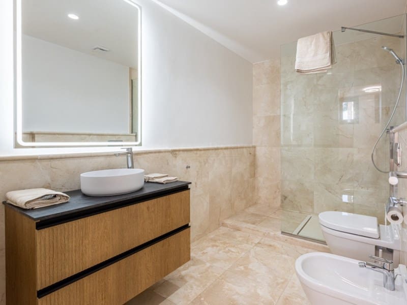 6 soveværelse Villa til salg i Golden Mile med swimmingpool - € 2.420.000 (Ref: 8935366)