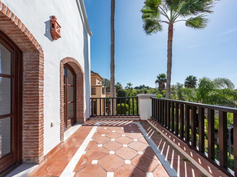 6 soveværelse Villa til salg i Golden Mile med swimmingpool - € 2.420.000 (Ref: 8935366)