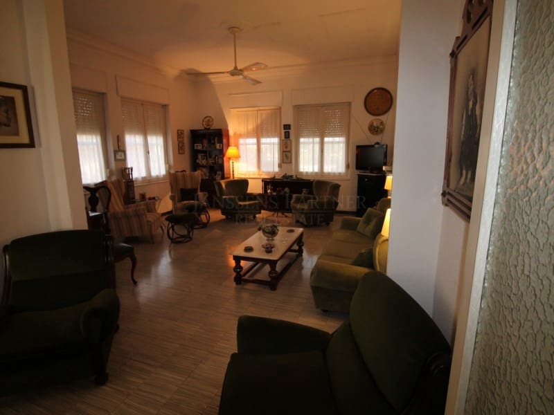 7 bedroom Villa for sale in Aspe - € 500,000 (Ref: 9005208)