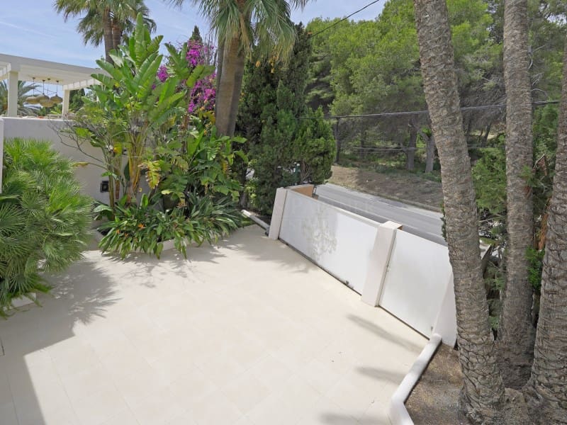 4 slaapkamer Villa te koop in Moraira met garage - € 5.850.000 (Ref: 9059832)