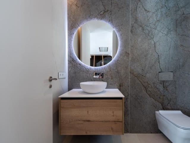 4 soverom Penthouse til salgs i Playa Poniente, Benidorm med svømmebasseng garasje - € 1 650 000 (Ref: 9078314)