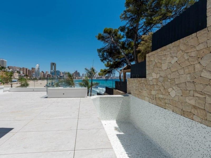 4 soverom Penthouse til salgs i Benidorm med svømmebasseng garasje - € 1 650 000 (Ref: 9078314)