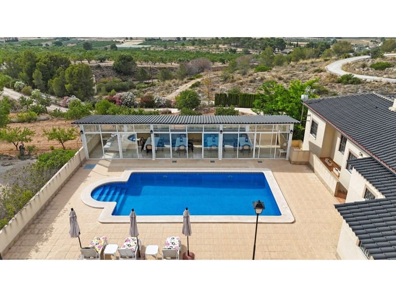 11 bedroom Villa for sale in Hondon de las Nieves - € 850,000 (Ref: 9082593)