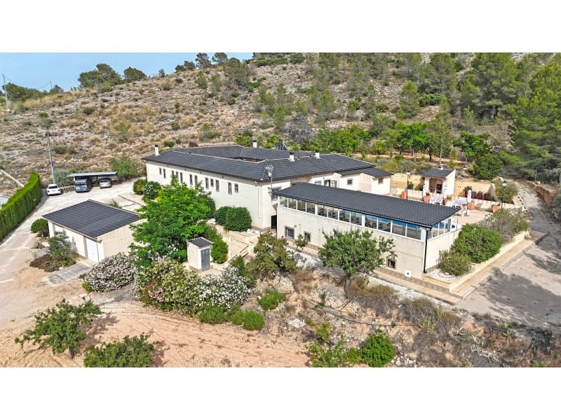 11 bedroom Villa for sale in Hondon de las Nieves - € 850,000 (Ref: 9082593)