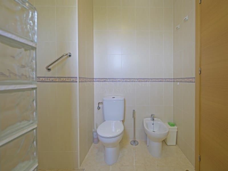 11 bedroom Villa for sale in Hondon de las Nieves - € 850,000 (Ref: 9082593)