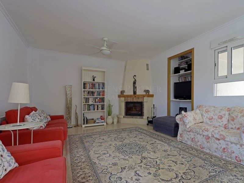 11 bedroom Villa for sale in Hondon de las Nieves - € 850,000 (Ref: 9082593)