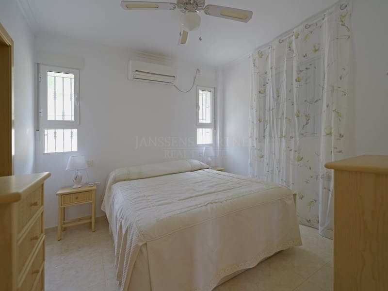 11 bedroom Villa for sale in Hondon de las Nieves - € 850,000 (Ref: 9082593)