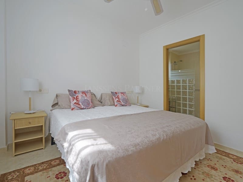 11 bedroom Villa for sale in Hondon de las Nieves - € 850,000 (Ref: 9082593)