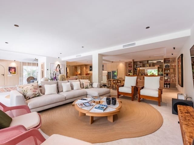 3 sypialnia Apartament na sprzedaż w Lomas De Marbella, Marbella z basenem - 2 300 000 € (Ref: 9095556)